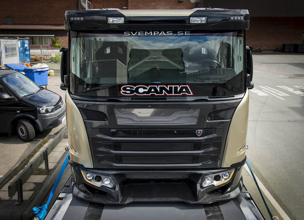 Scania Chimera Semi Truck With Six Turbo V8