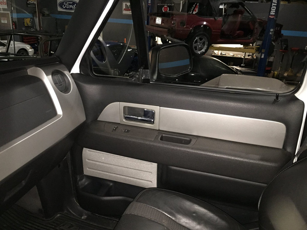 Ford SVT Raptor interior inside 1993 Ford Bronco