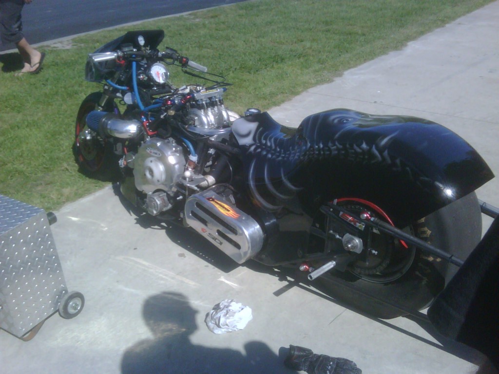 Drag Motorcycle with a 600 HP turbo 13B rotary