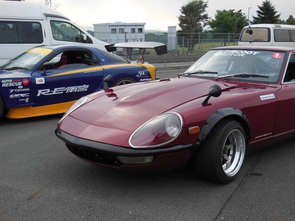 Scoot Datsun 240Z with a four-rotor engine