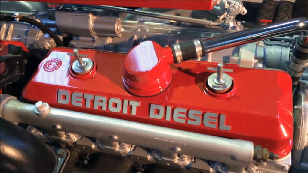 Twin-turbo V16 Detroit Diesel 16V-72 Hot Rod