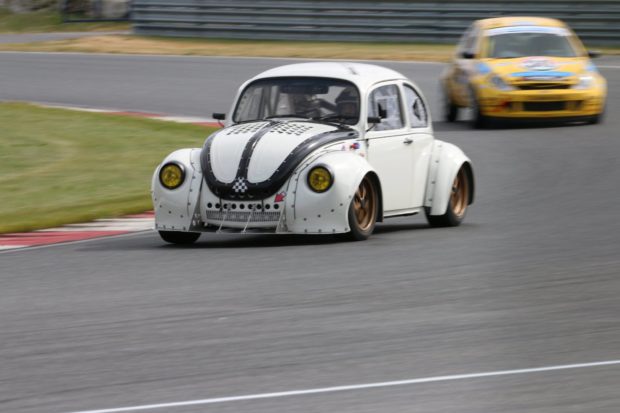1971 VW Beetle with a Honda CBR1000RR inline-four