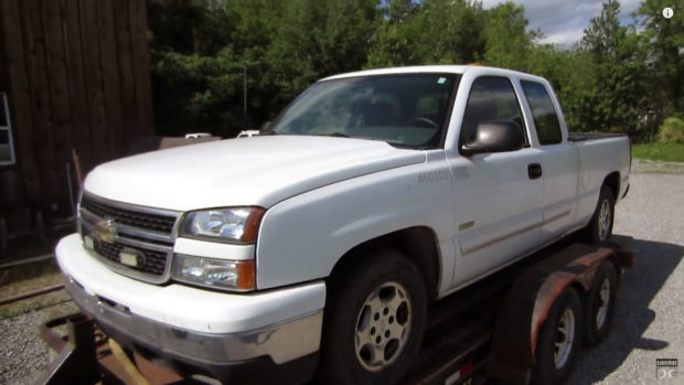 2006 Chevy Silverado 1500 2WD truck donor for 5.3 L LM7 V8 and 4L60E transmission