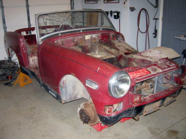 MG Midget with a Ford 5.0 L V8