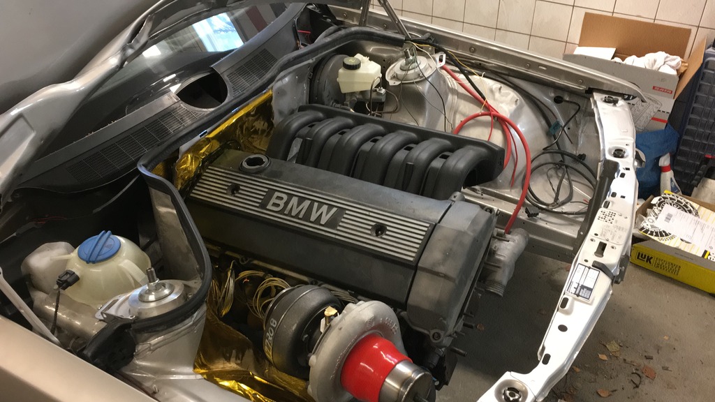 Building a Mercedes 190 E with a Turbo BMW Inline-Six – Engine Swap Depot