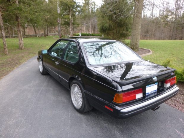 1988 BMW E24 M6 with a S38B36 inline-six