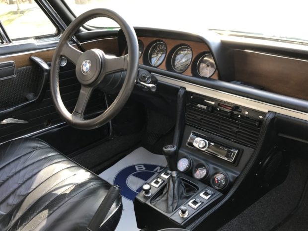1971 BMW 2800 CS with a M90 Inline-Six