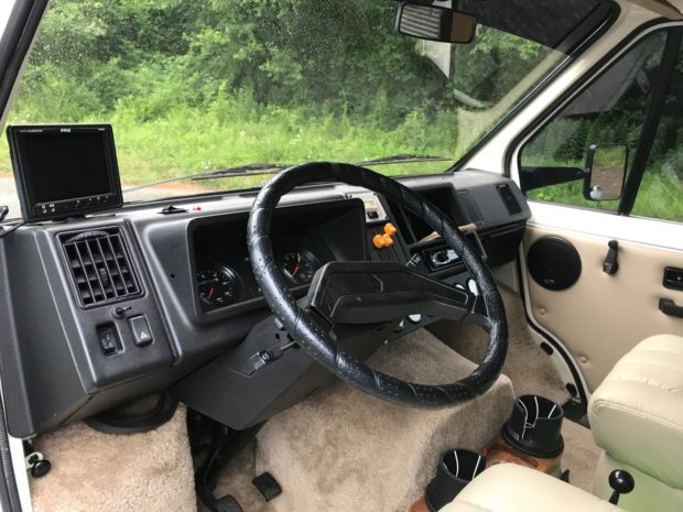 1984 Winnebego 4x4 with a Chevy V8