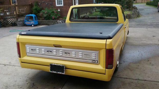 1986 Ford F-150 on a Monte Carlo Chassis