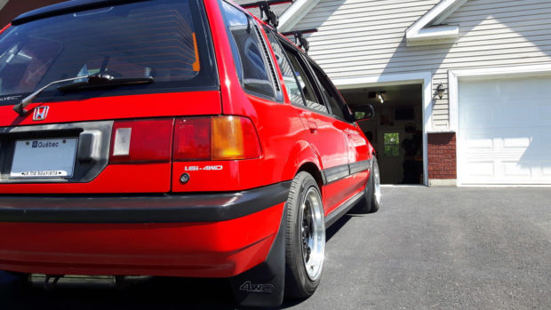 1990 Honda Civic RT4WD with a D-series inline-four