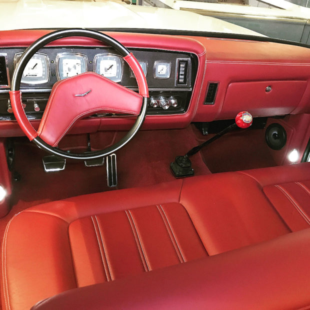 1985 Dodge Ram with a Cummins 6BT Inline-Six