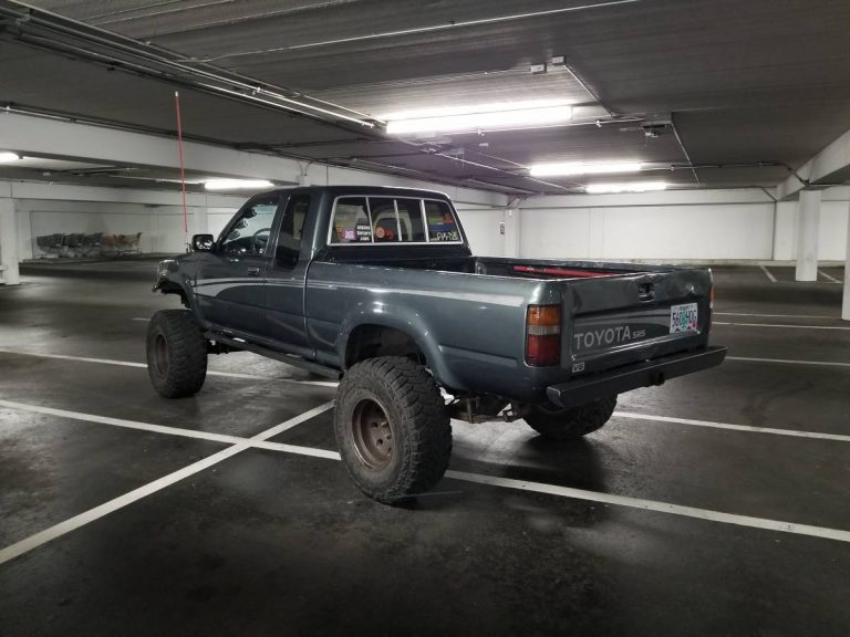 For Sale: 1993 Toyota Truck with a Mercedes Turbo Diesel Inline-Five – Engine Swap Depot